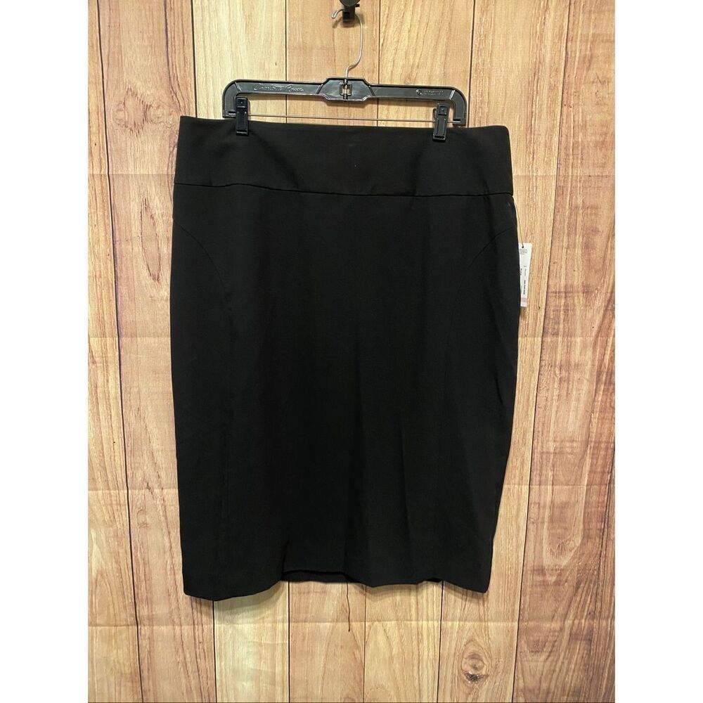 Worthington 16W Plus size NWT black skirt business wear pencil
